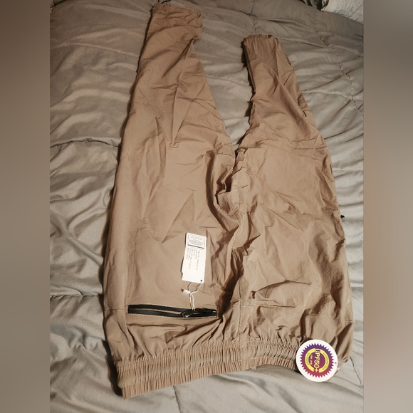 Lightweight pants - Picture 8 of 8